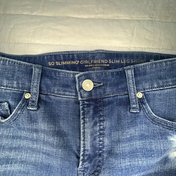 COPY - CHICO'S Girlfriend SHORTS - Slim Leg - Size 2 (Chico's Size 00) - Picture 4 of 11